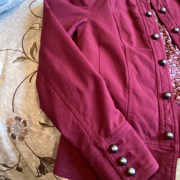 Maroon jacket size small - Picture 3 of 9